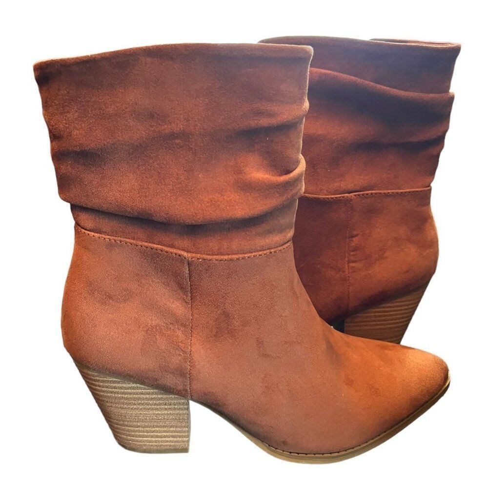 Universal Threads Brown Stacked Heeled Slouch Boots NWT SIze 9